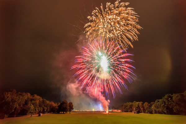 upper hutt fireworks fantastic